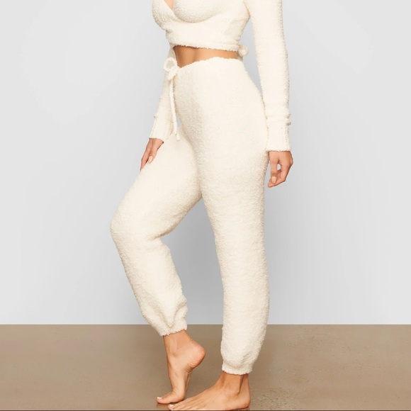 SKIMS Pants - SKIMS Cozy Knit Jogger Drawstring White Bone Large XLarge